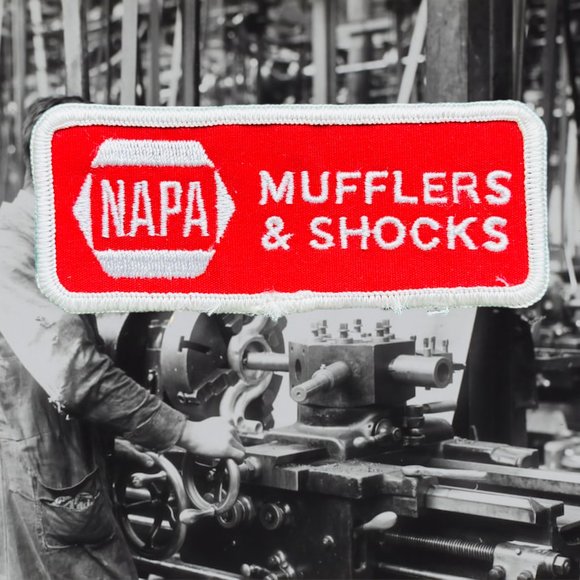 NAPA Mufflers & Shocks - 1990's Vintage Embroidered Patch - Picture 2 of 5